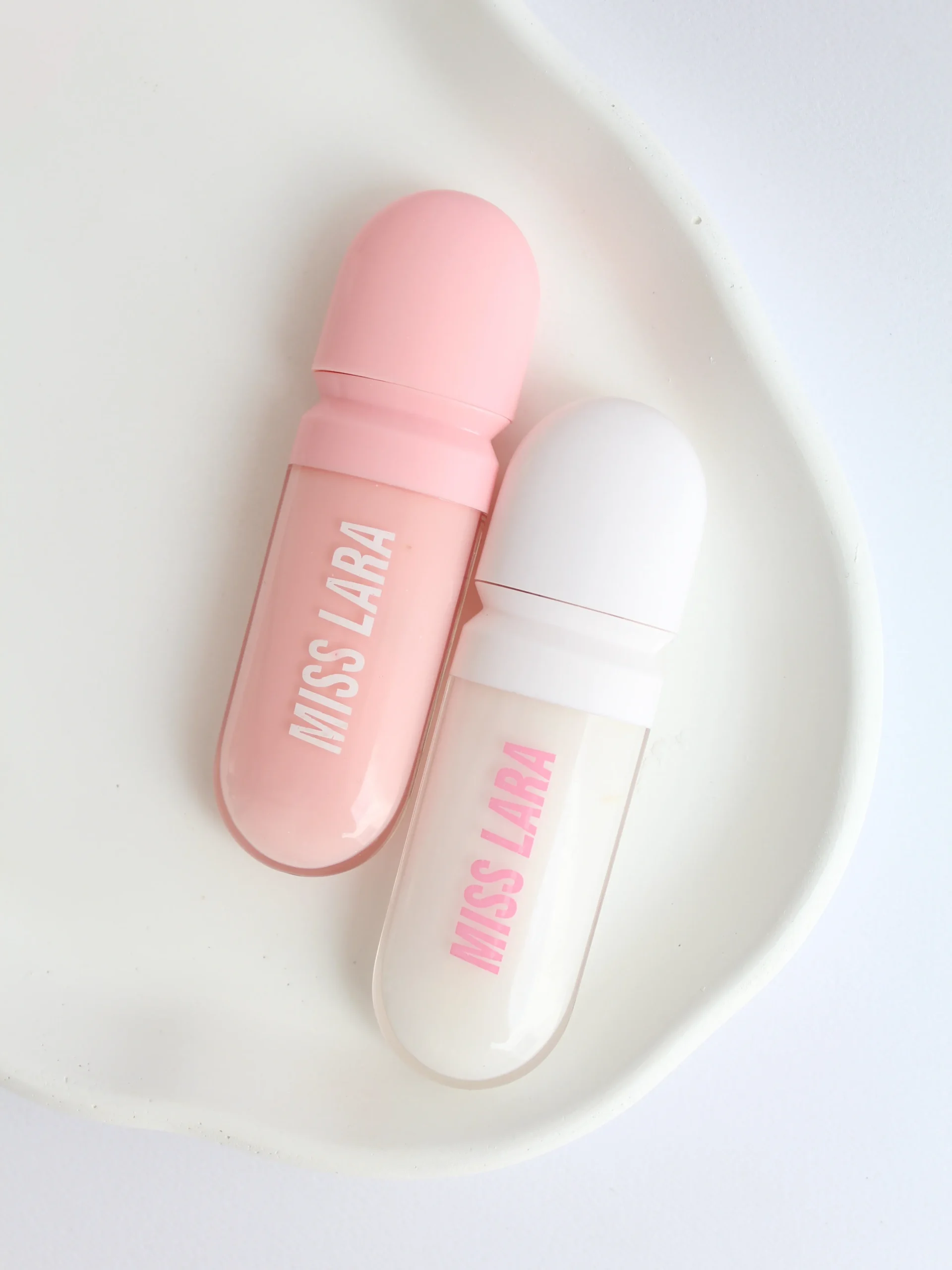 لیپ‌گلاس بستنی بی‌رنگ Miss Lara