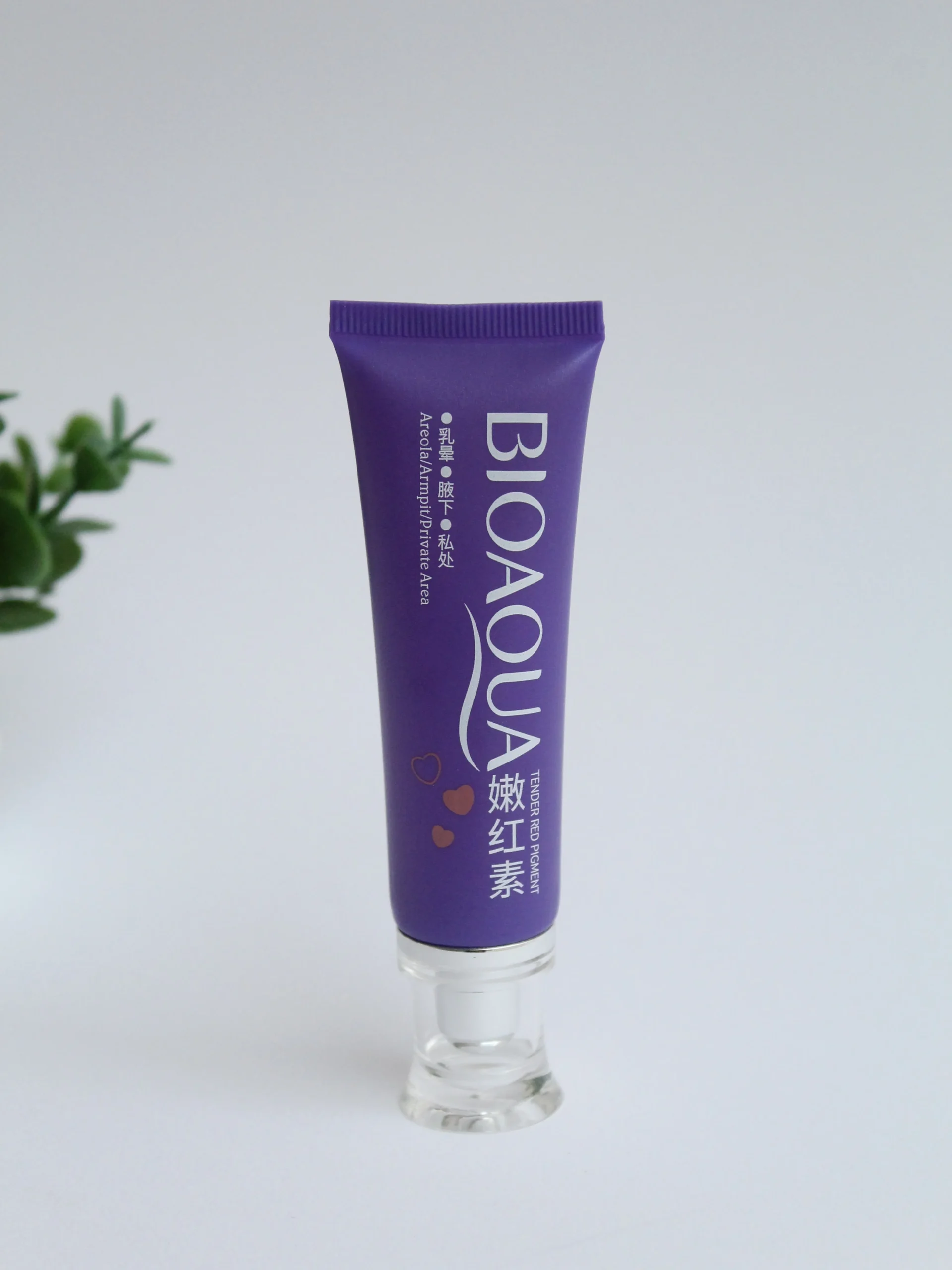 ژل صورتی‌کننده نقاط حساس Bioaqua